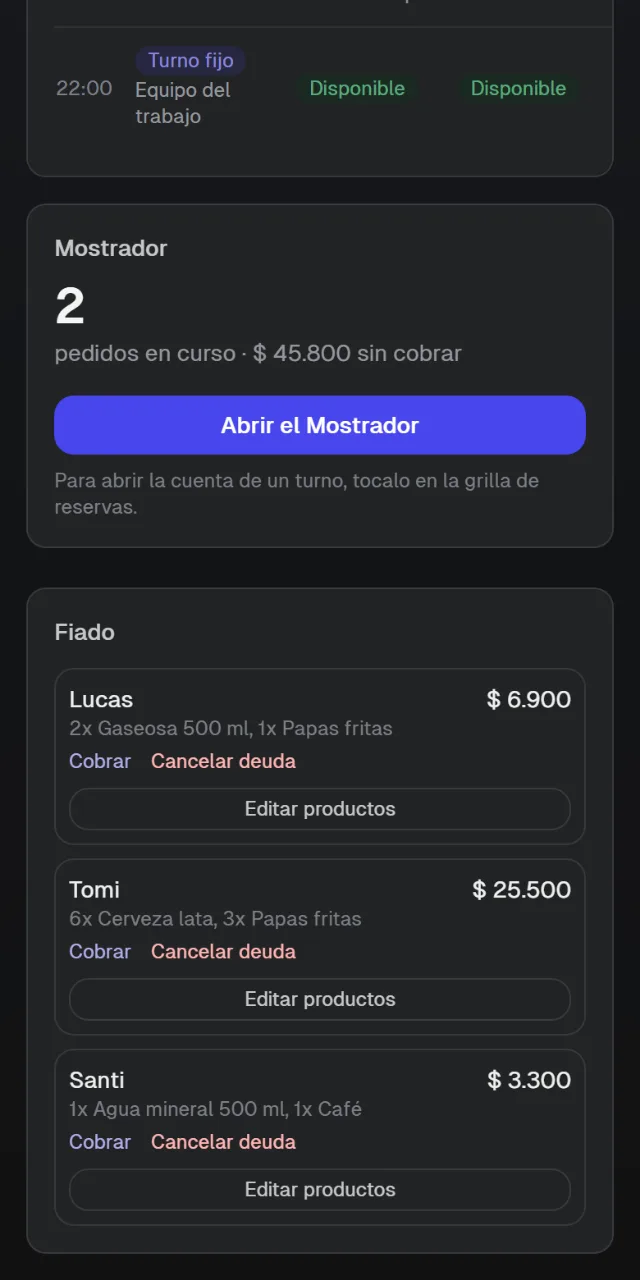 Panel: deudas de fiado, cada una con su nombre y su monto.